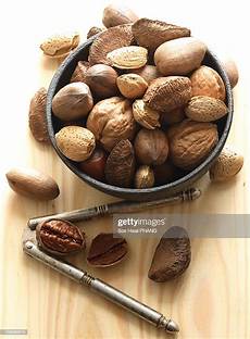 Unshelled Nuts