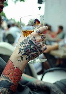Hand